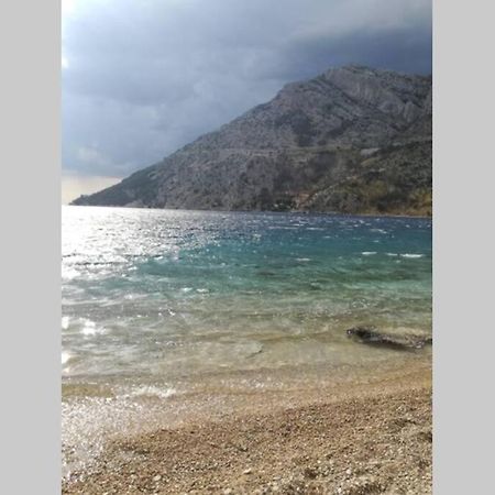 Apartman Nela Brela Buitenkant foto